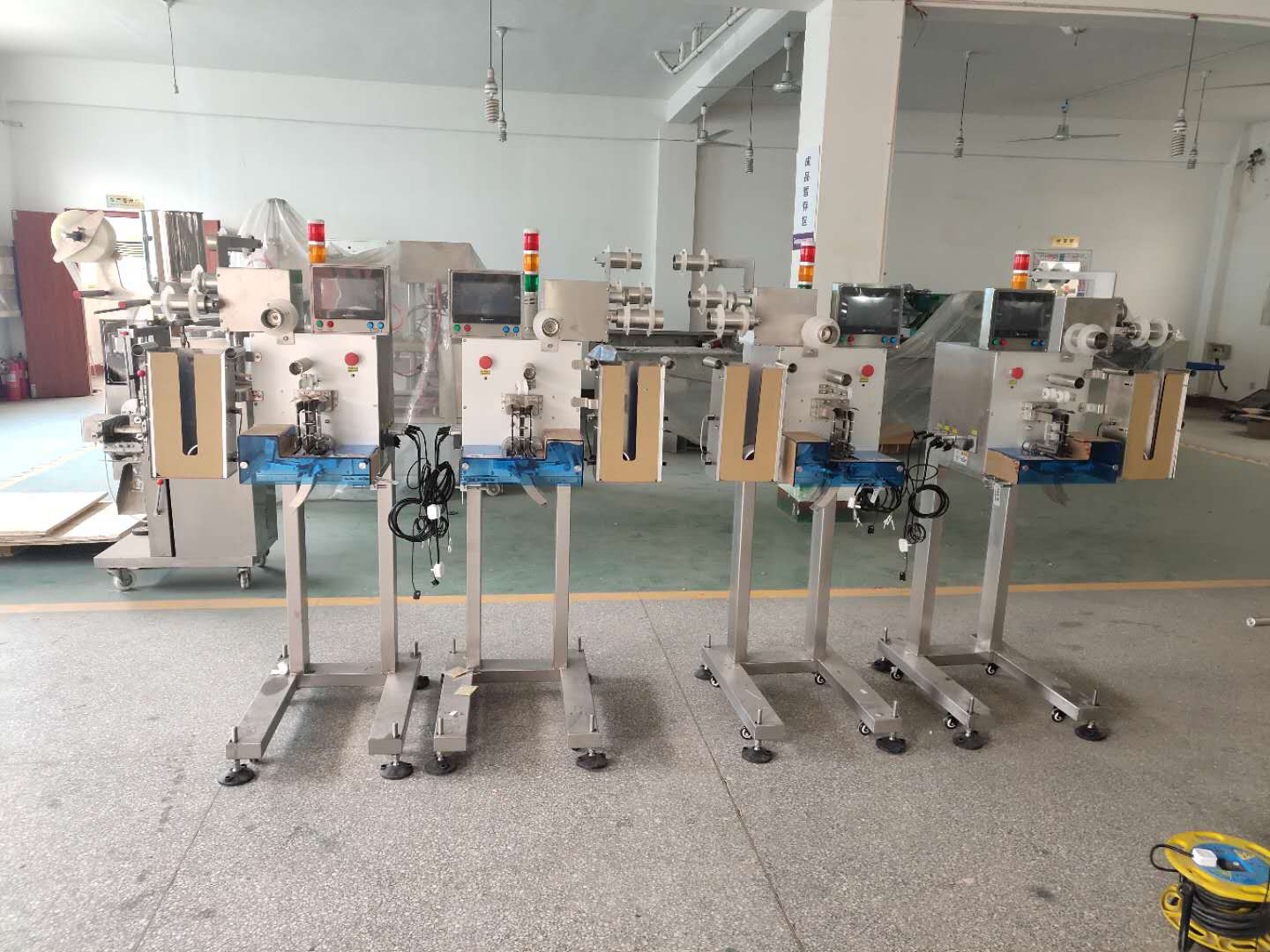 Automatic Pouch Dispenser machines (1)